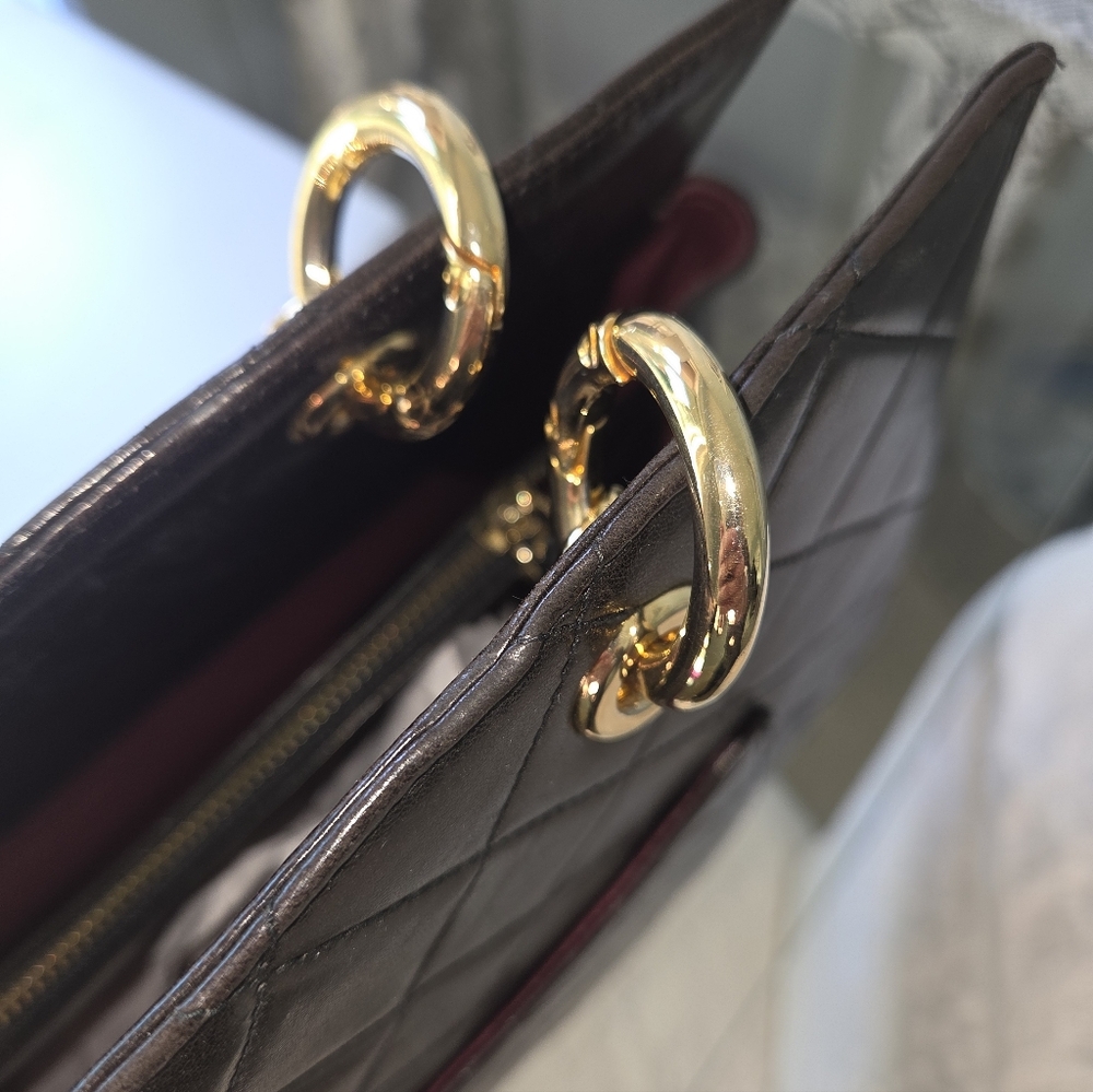 Chanel Vintage Black Quilted Leather Tote Bag 24k Plated Gold Chain Straps - Picture 12 of 16